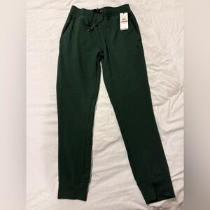 GAIAM  Jogger “NAMASTE”
 Yoga Pants Size Small
Dark Green “Pinegrove” NWT